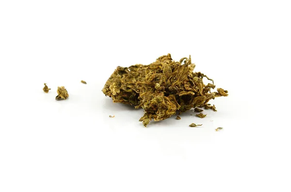 Marijuana medica isolata su sfondo bianco . — Foto Stock