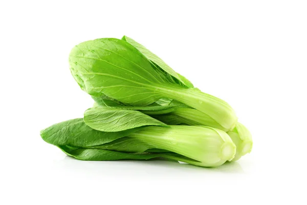 Çin lahanası (Çince lahana) üzerinde beyaz izole