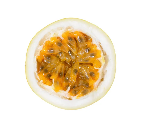 Tutku meyvesi beyaz arkaplanda izole.