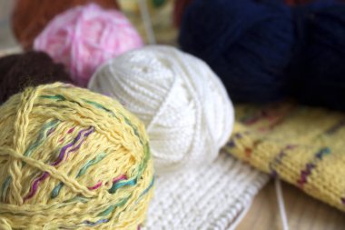 Örgü, iplik topları, kapatın.