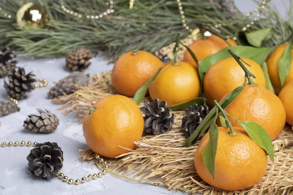 Tangerinas Fesh Ramo Christmastree Com Decorações — Fotografia de Stock