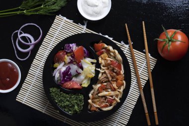 kapsayıcıya, beslenme çantası yemeye hazır yemek