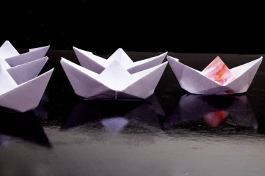 beyaz tasarım kağıt şeyler, origami tekneler