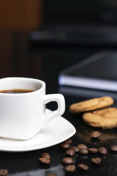 Tasse Café Expresso Sur Table Avec Des Cookies — Photo