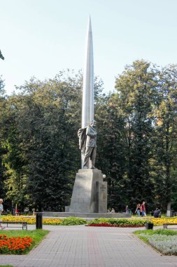 Kaluga'daki Tsiolkovsky K. E. Anıtı