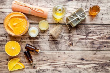 Turuncu malzemelerle organik kozmetik