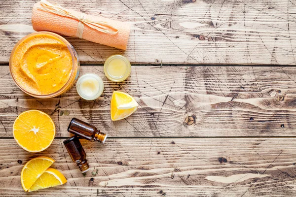 Turuncu malzemelerle organik kozmetik