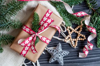 Karanlık Noel arka plan christmas dekorasyon ile