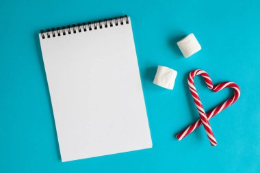 Sıcak kakao fincan ile Noel arka plan