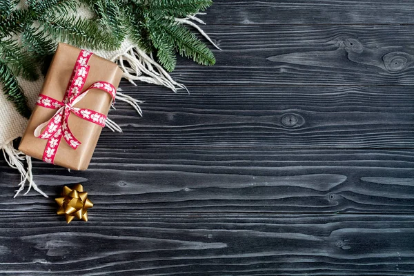 Donkere Kerstmis Achtergrond Met Kerst Decor — Stockfoto