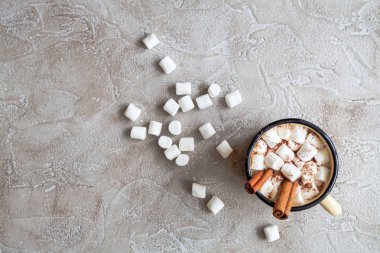 Bir fincan sıcak kakao, marshmallow, üst manzara.