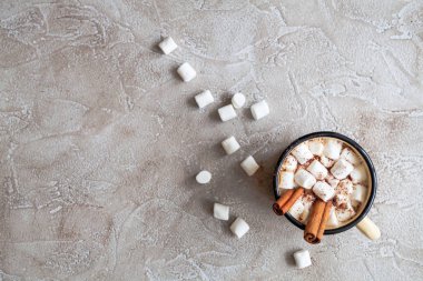 Bir fincan sıcak kakao, marshmallow, üst manzara.