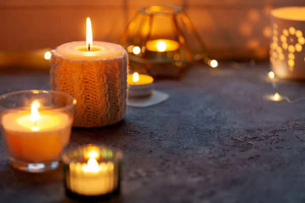 Velas Parapeito Janela Conceito Hygge — Fotografia de Stock