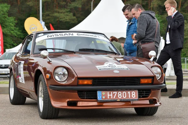 Vilnius Lituania Mayo Automóvil Nissan Vintage Mayo 2018 Vilnius Lituania —  Fotos de Stock