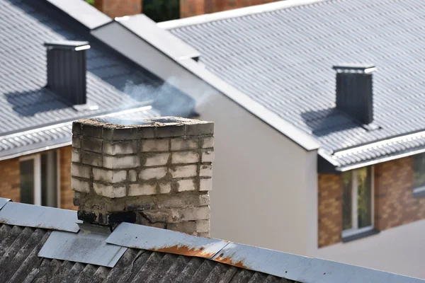 Vieille Cheminée Brique Sur Toit Vieille Maison — Photo