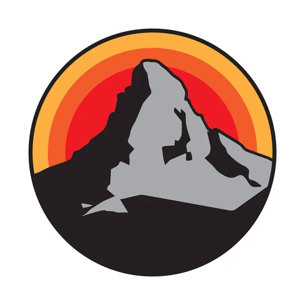 Logotipo Montaña Icono Plantilla Diseño Símbolo Ilustración Vectorial — Archivo Imágenes Vectoriales