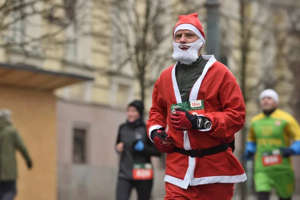 Vilnius Lituânia Dezembro Corredores Tradicional Corrida Natal Vilnius Dezembro 2018 — Fotografia de Stock