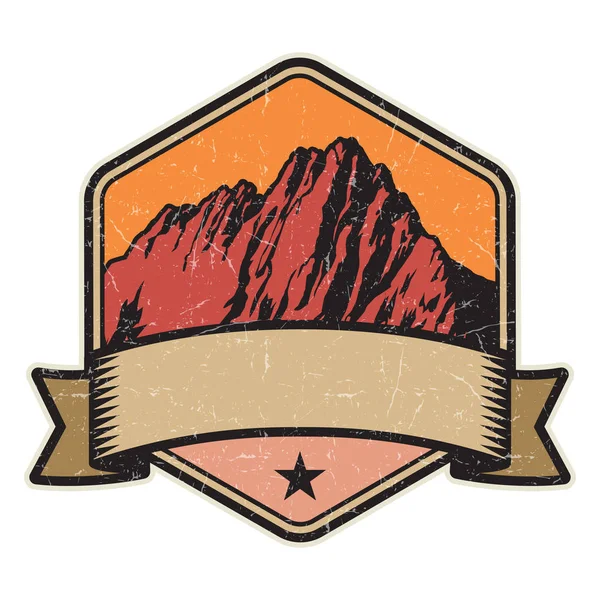 Dağ logosu, damga veya simge tasarım şablonu, vektör çizim