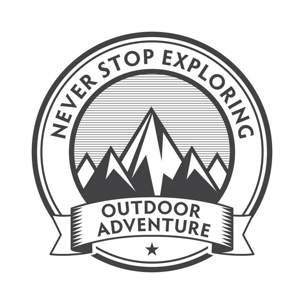 Étiquette Badge Timbre Logo Emblème Vintage Avec Texte Outdoor Adventure — Image vectorielle
