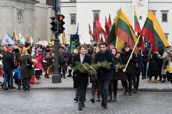 Vilnius Litouwen Februari Niet Geïdentificeerde Mensen Verzameld Met Vlaggen Viering — Stockfoto