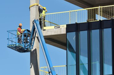 İnşaat İşçileri inşaat sitesinde