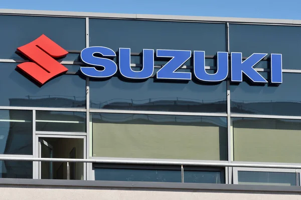 Suzuki Motor Corporation logotype — Stock Photo, Image