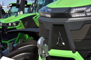 Deutz-Fahr Traktörler ve logo