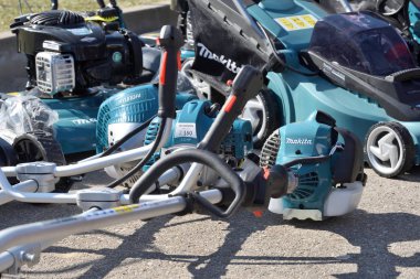 Makita String Trimmers ve logo