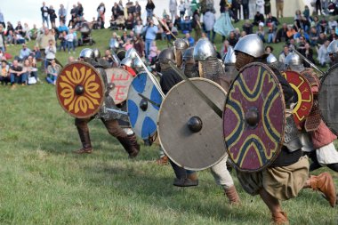 Uluslararası Deneysel Arkeo Festivali'nde Ortaçağ kavgaları
