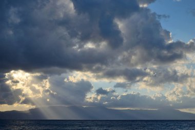 Akdeniz 'de gün batımı, Girit Adası, Yunanistan.