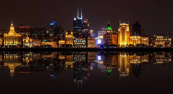 Terraplén Del Vaitan Vista Panorámica Desde Pudong Distrito Moderno Shanghai — Foto de Stock