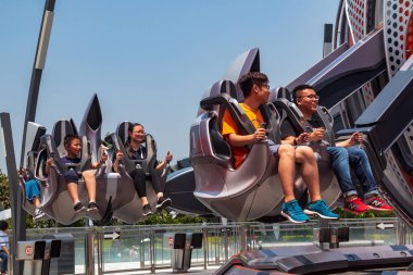 Shanghai, Çin - 15 Mayıs 2018: Bir ünlü turistik ve popüler aile tatil hedef Çin Shanghai Disneyland olduğunu