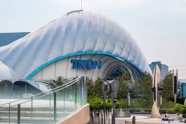 Shanghai, Çin - 15 Mayıs 2018: Bir ünlü turistik ve popüler aile tatil hedef Çin Shanghai Disneyland olduğunu