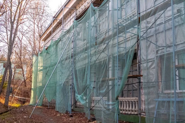 Travaux Restauration Chantier Sur Rénovation Ancienne Façade Bâtiment Époque Soviétique — Photo