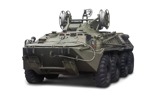 De gepantserde reparatie voertuig brem-K is in dienst bij het Russische leger. Geïsoleerd op witte achtergrond Stockfoto