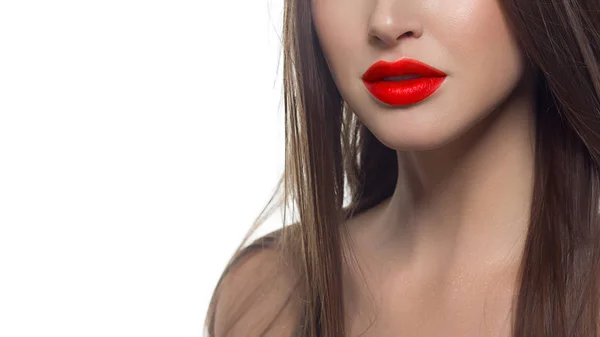 Kadın Güzellik Closeup Kırmızı Dudakları Parlak Cilt Uzun Saç Ile — Stok fotoğraf
