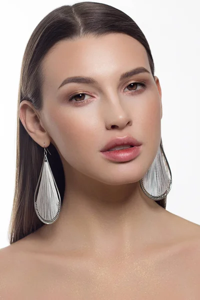 Retrato Cerca Una Mujer Belleza Con Labios Llenos Cabello Liso —  Fotos de Stock