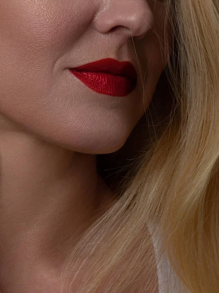 Maquillaje Perfecto Labio Rojo Foto Primer Plano Macro Recortado Con — Foto de Stock