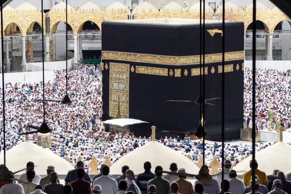 Mecca Saudi Arabia Janeiro Uma Imagem Silhueta Kabe Muçulmanos Que — Fotografia de Stock