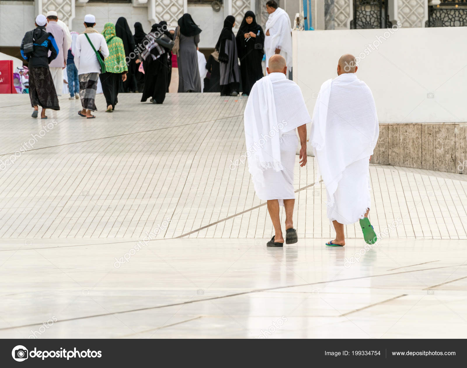 Mecca Saudi Arabia Jan Muslim Wearing Ihram Clothes Ready Hajj Stock