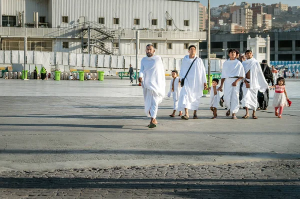 Мекка Саудівська Аравія Січня Мусульманський Носіння Одягу Ihram Готовий Хаджу — стокове фото