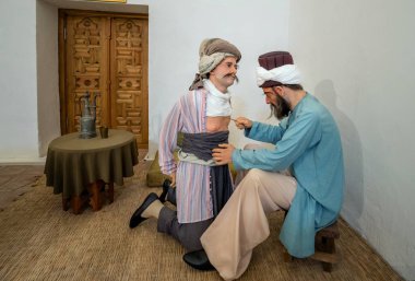 Edirne, Turkey - 12 Temmuz: Diorama ve Ortaçağ İslam tıbbi uygulamalar, Edirne, Türkiye'de tıbbi bir Müzesi 12 Temmuz 2016'nde gösterilen mankenler. Sağlık Merkezi 1488 Sultan Beyazid tarafından kuruldu..