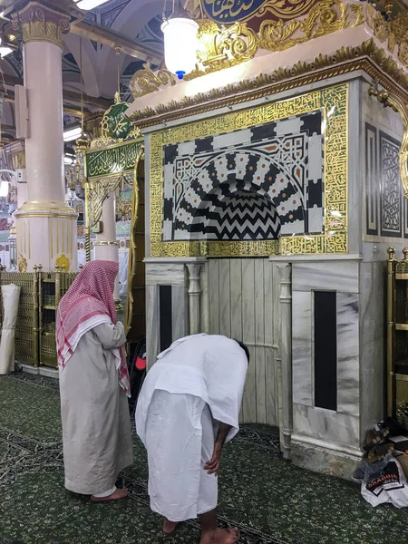 Ravza-i Mutahhara em Masjid Al Nabawi como jardim do céu — Fotografia de Stock