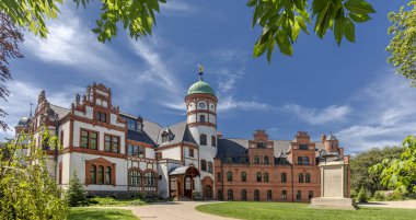 Schwerin yakınlarındaki Wiligrad Sarayı (Almanya)