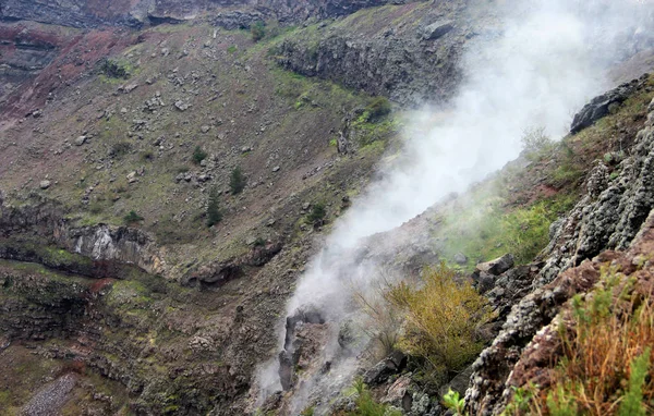 カンパニア州 イタリアのベスビオ火山の火口の美しい景色 — ストック写真