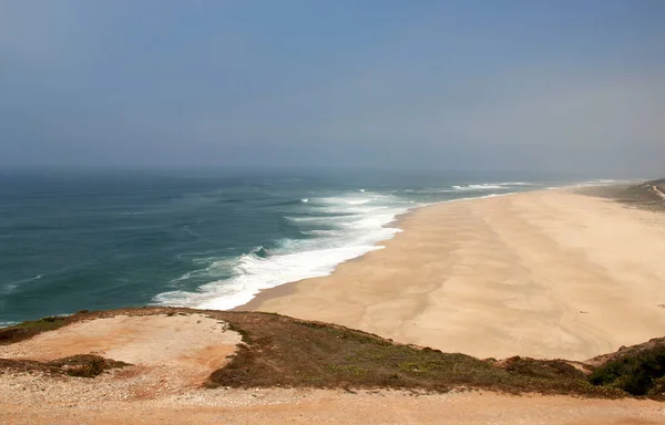 Piękny Widok Nazare Ocean Atlantycki Portugalia — Zdjęcie stockowe