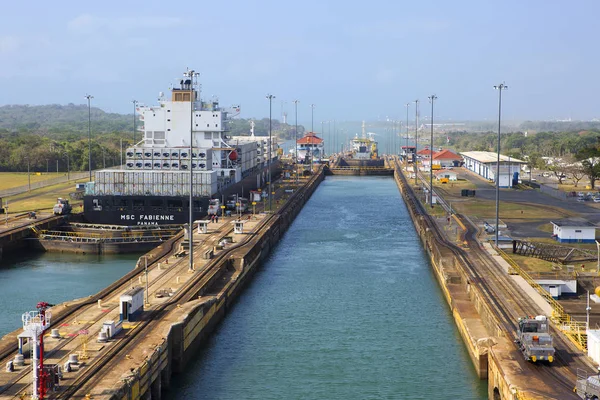 Canal Panamá 2016 Porta Entrada Três Câmaras Gatun Oceano Atlântico — Fotografia de Stock