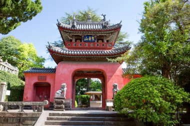 Japonya. Nagasaki. Sofukuji Tapınağı. Kırmızı 
