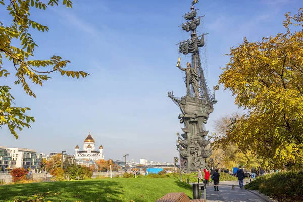 Moscú Rusia 2018 Terraplén Monumento Pedro Una Las Obras Arte — Foto de Stock