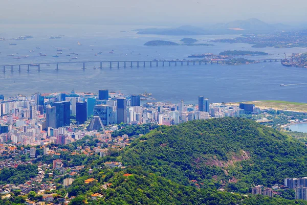 Rio Janeiro Brezilya Corcovado Dağının Eteklerinde Yükseklikten Şehir Manzarası Rio — Stok fotoğraf